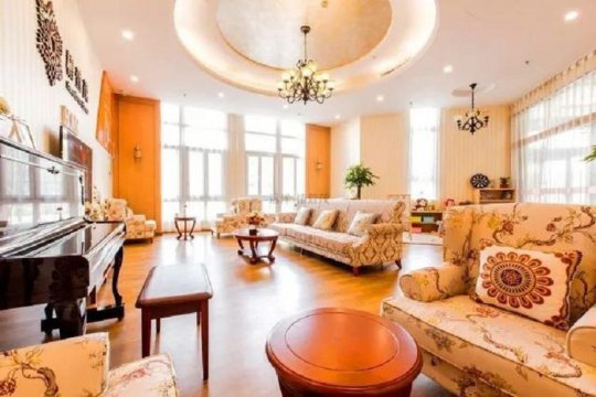 老年公寓養(yǎng)老院多少錢(qián)，中等老年院一般3000元左右一個(gè)月