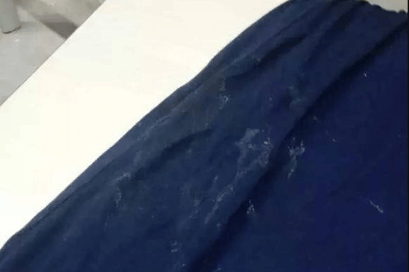 內褲精斑是什么樣子（內褲精斑是怎么回事）